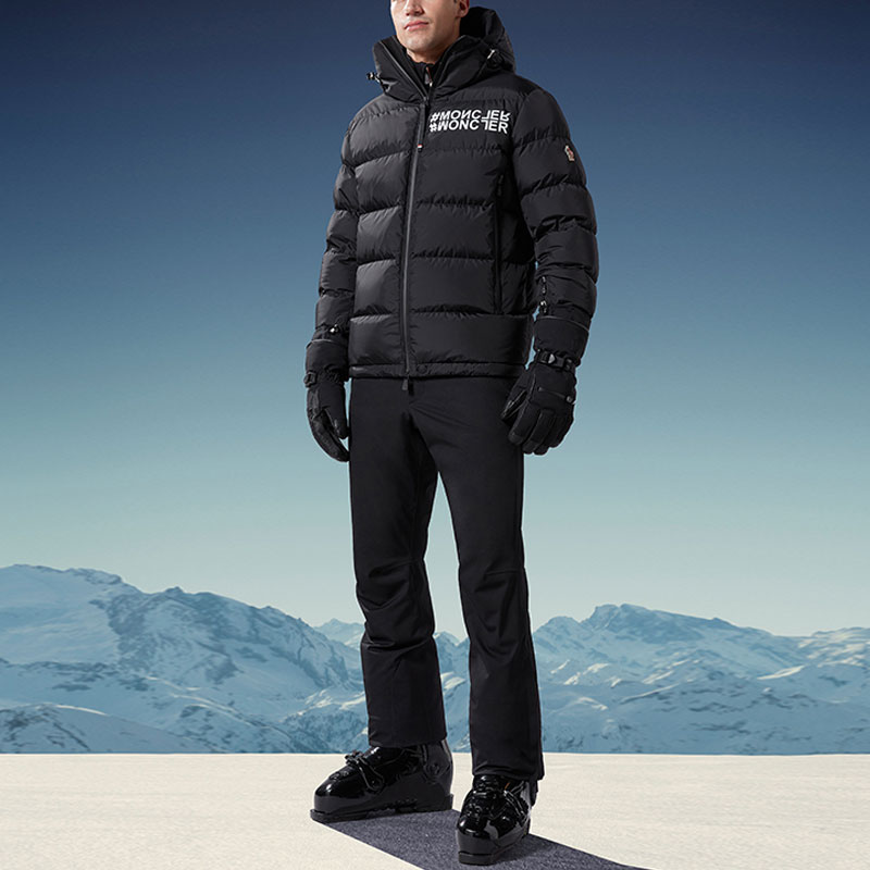 Lookbook 몽클레르 그레노블 프린트 디자인 퀼팅 다운 자켓. H20971A000615399E999