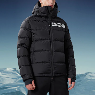 몽클레르 그레노블 프린트 디자인 퀼팅 다운 자켓. H20971A000615399E999 Shop 몽클레르 그레노블 프린트 디자인 퀼팅 다운 자켓. H20971A000615399E999