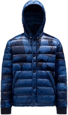 몽클레르 그레노블 찰로스 추상 프린트 후드 패딩 재킷 블루 FW21. G20971A51810M1246718 Order 몽클레르 그레노블 찰로스 추상 프린트 후드 패딩 재킷 블루 FW21. G20971A51810M1246718