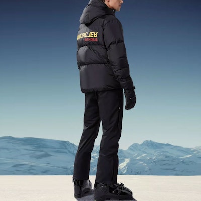 Chaqueta con capucha Moncler Grenoble Isorno FW22 Hombre logo estampado. H20971A000665399E999 Shop Chaqueta con capucha Moncler Grenoble Isorno FW22 Hombre logo estampado. H20971A000665399E999