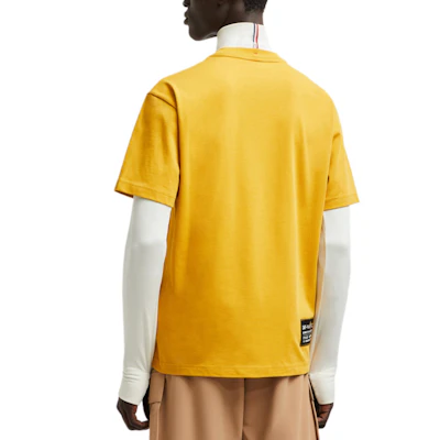 Moncler Grenoble Kaos Oversized Logo Crewneck Kuning. J20978C0000183927123 Purchase Moncler Grenoble Kaos Oversized Logo Crewneck Kuning. J20978C0000183927123
