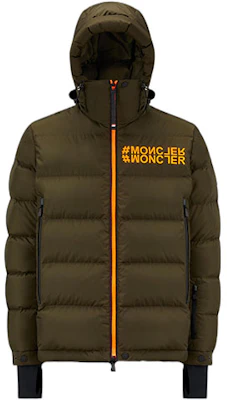 Moncler Grenoble 男士羽絨徽標印花外套. H20971A000615399E832 Order Moncler Grenoble 男士羽絨徽標印花外套. H20971A000615399E832
