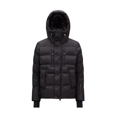 Moncler Grenoble Rodenberg Short Down Jacket with Multi-Pocket Hooded Design. I20971A000555399E999
