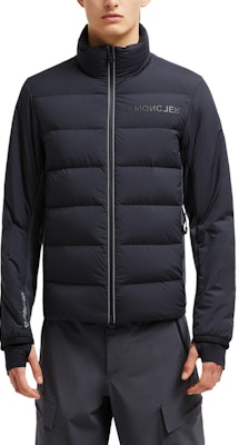 몽클레르 그르노블 숏 지퍼 패딩 재킷 미드나잇 블루 유니섹스. J20971G00002595FK945 Lookbook 몽클레르 그르노블 숏 지퍼 패딩 재킷 미드나잇 블루 유니섹스. J20971G00002595FK945