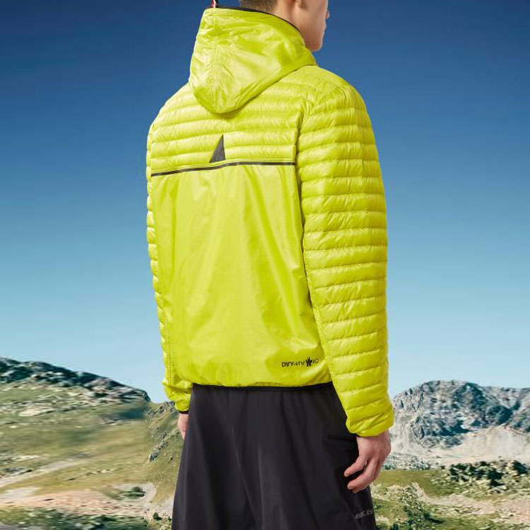 Shop Moncler Grenoble SS23 Ardon 黃色徽標羽絨外套 I10971A00006595B1116
