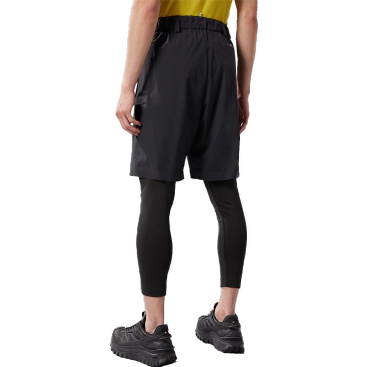 Shop 몽클레르 그르노블 SS23 데이나믹 블랙 엘라스틱 웨이스트 아웃도어 쇼츠. I10972B00001539DG999