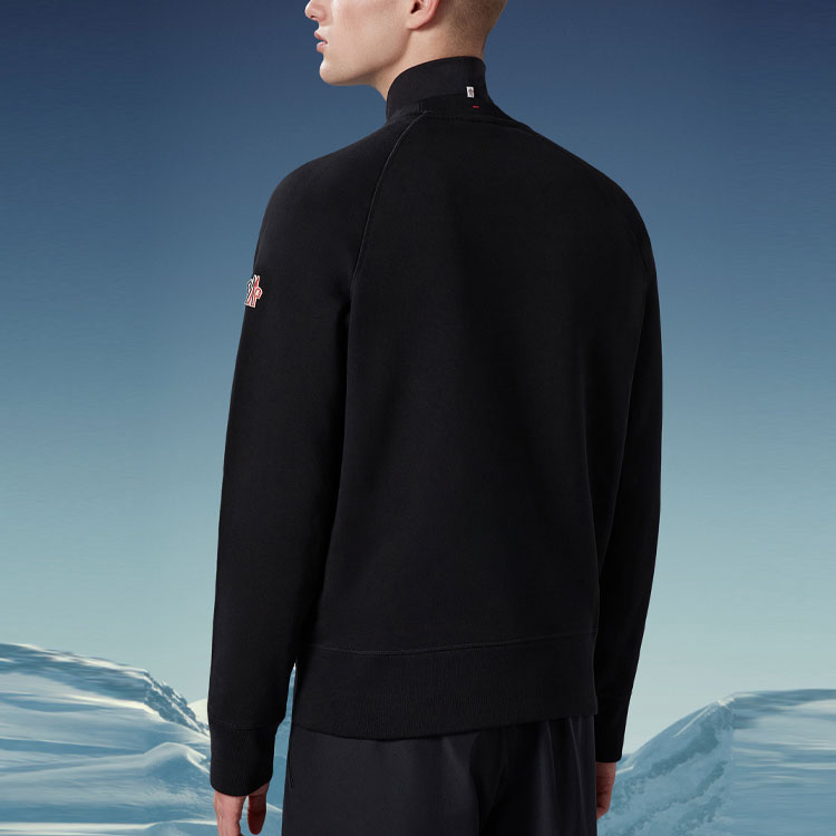 Moncler Grenoble SS23 Pre-Fall  Black Sweatshirt with Reverse Logo & Mountain Design. I20978G0002080451999 圖 4