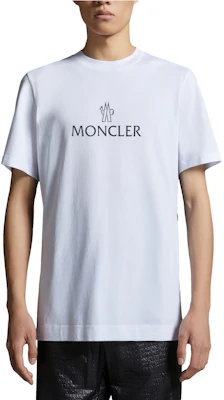 Moncler Grenoble SS24 Silicone Patch Crewneck T-Shirt Putih. J10918C00060829H8001 Lookbook Moncler Grenoble SS24 Silicone Patch Crewneck T-Shirt Putih. J10918C00060829H8001