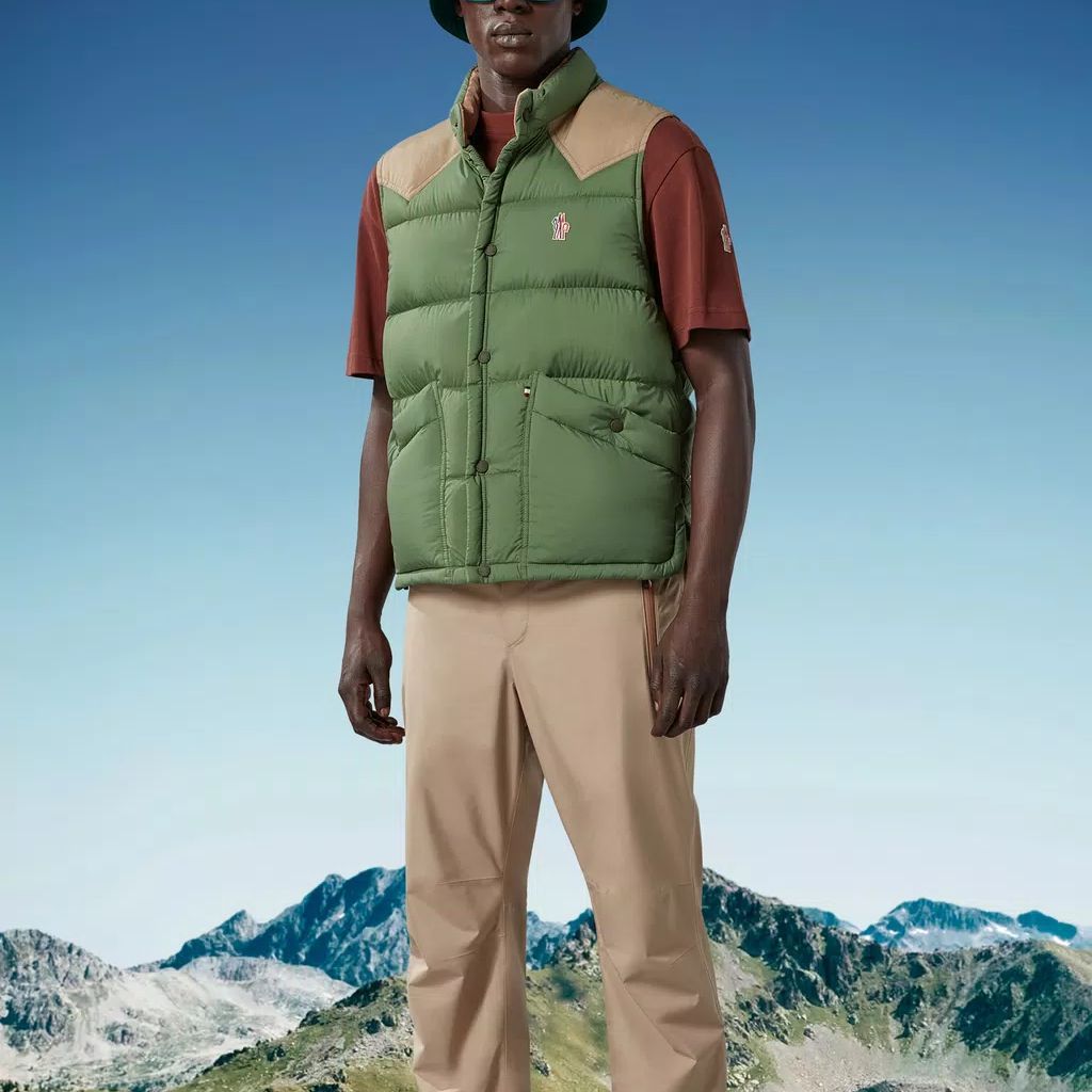 Moncler Grenoble Veny Colorblock Logo Sleeveless Vest Men’s Green J10971A00004596K783H 圖 3