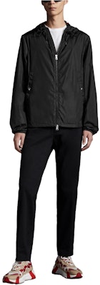 Moncler Grimpeurs Logo Patch Zip-Up Hoodie Jacket Black Mens. J10911A0009054155999 Lookbook Moncler Grimpeurs Logo Patch Zip-Up Hoodie Jacket Black Mens. J10911A0009054155999