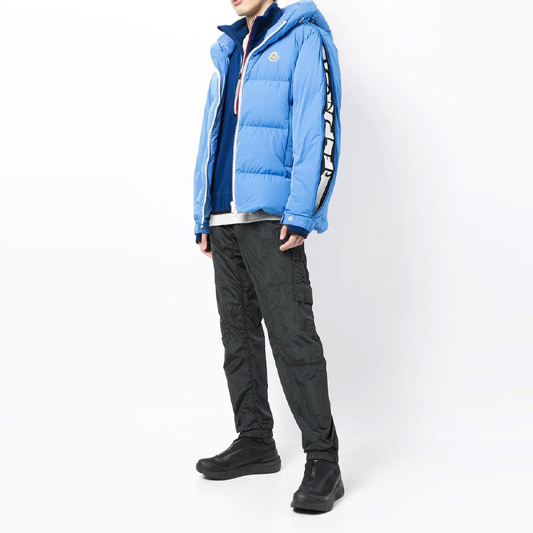 Moncler Idil Blue Down Jacket with Solid Color and Logo Patch. 1A0009454A9173012 圖 3