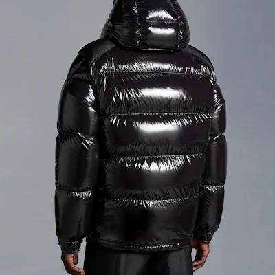 Moncler Karakorum FW23 Black Short Down Jacket with Detachable Sleeves Unisex. I20911A0014959607999 Shop Moncler Karakorum FW23 Black Short Down Jacket with Detachable Sleeves Unisex. I20911A0014959607999