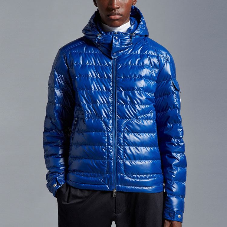 Moncler Lauros SS22 Navy Blue Quilted Down Jacket with Logo Patch for Men. I10911A00020595ZJ75N 圖 3