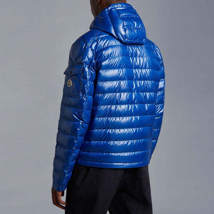 Moncler Lauros SS22 Navy Blue Quilted Down Jacket with Logo Patch for Men. I10911A00020595ZJ75N 圖 4
