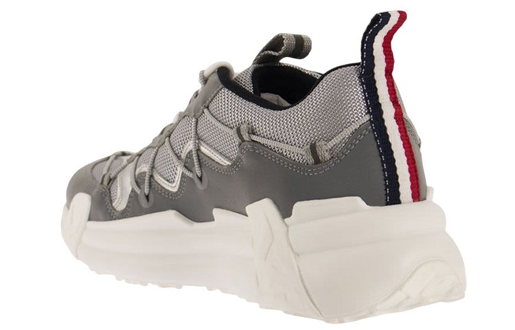 Lookbook Moncler Bajo de Cuero y Tela 'Gris con Cordones de Moda' H209A4M00390M2377900