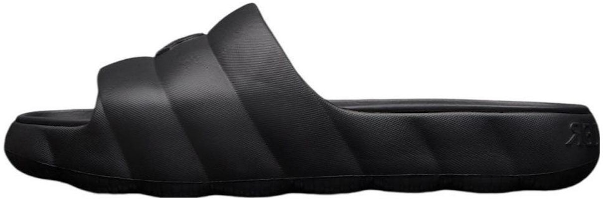 Moncler Lilo Slide 'Fesyen Hitam' I109A4C00010M2559999 Buy Moncler Lilo Slide 'Fesyen Hitam' I109A4C00010M2559999