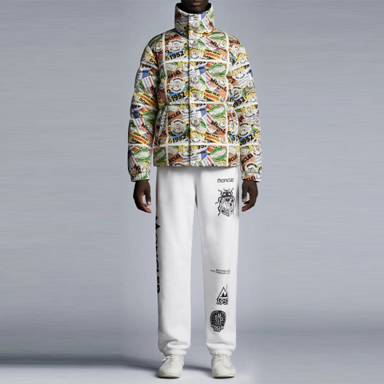 Moncler Logo Print High-Neck Oversized Down Jacket Unisex 1A00029595MI058 圖 4