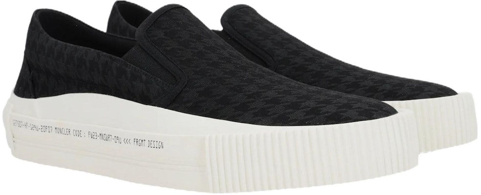 Moncler 低帮黑色懒人鞋 I209U4B00010M3233P99 I209U4B00010M3233P99 Lookbook Moncler 低帮黑色懒人鞋 I209U4B00010M3233P99 I209U4B00010M3233P99