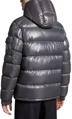 Chaqueta Corta Acolchada con Capucha Moncler Maya Unisex Gris. I20911A5360068950930 Shop Chaqueta Corta Acolchada con Capucha Moncler Maya Unisex Gris. I20911A5360068950930