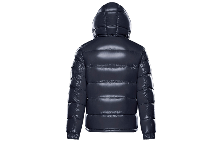 Lookbook Moncler Maya Winter Down Jacket: Unisex Glossy Puffer for Ski Season 0911A5360068950742