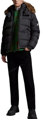 蒙克莱Mayaf短款羽绒服男女同款黑色连帽修身长袖外套. I20911A001985968E999 Lookbook 蒙克莱Mayaf短款羽绒服男女同款黑色连帽修身长袖外套. I20911A001985968E999