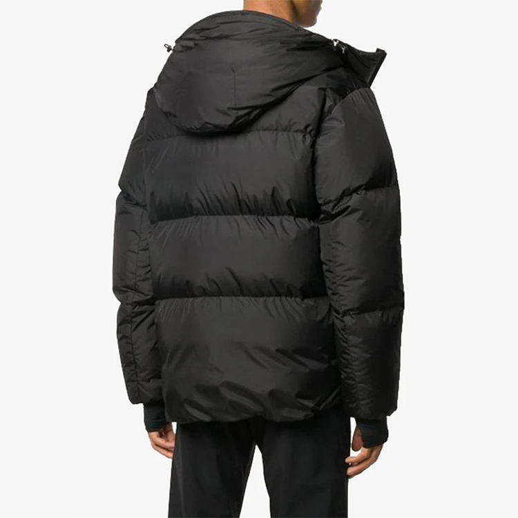 Purchase Moncler Mazod Jaket Musim Sejuk Logo Besar dengan Hood - Hitam 1B518105399E-999