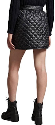 Moncler Minimalist Solid Color Button-Up Casual Short Skirt Black. I20932D00005595ZZ999 Purchase Moncler Minimalist Solid Color Button-Up Casual Short Skirt Black. I20932D00005595ZZ999