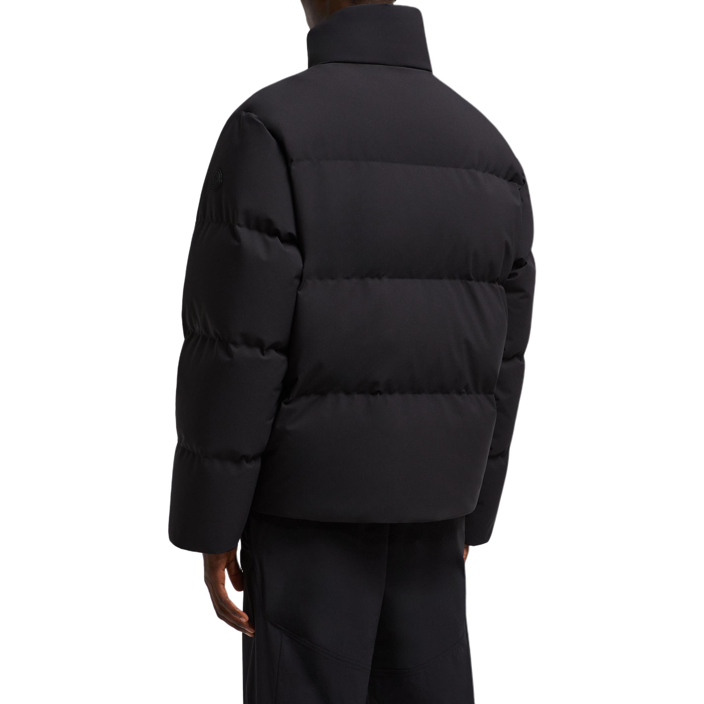 Lookbook Moncler Misonet 男女款黑色字母圖案拉鍊羽絨外套 J20911A00125597RR786