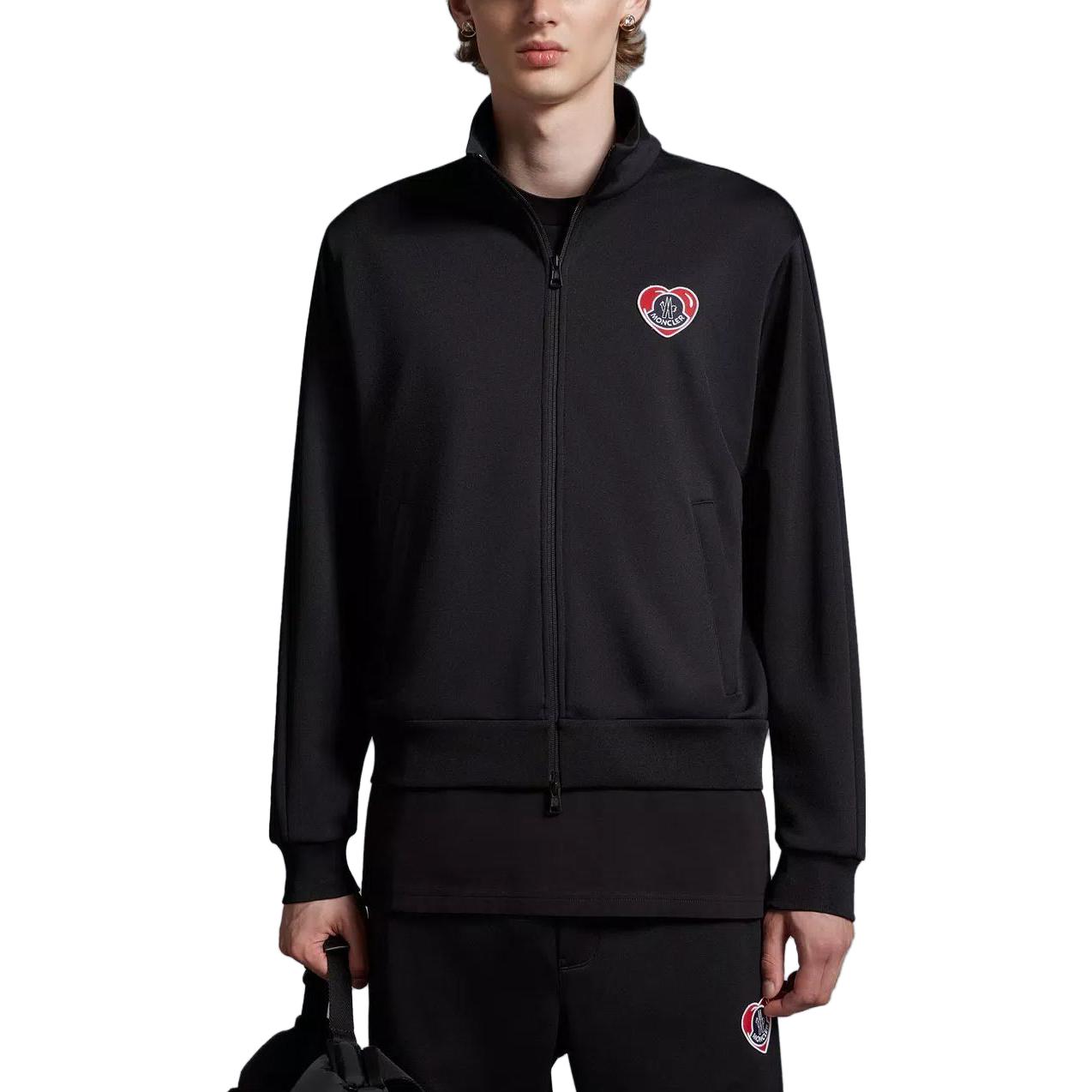 Lookbook Chaqueta Moncler Moncoeur Negra con Cremallera y Estampado de Letras. I20918G00065899A1999