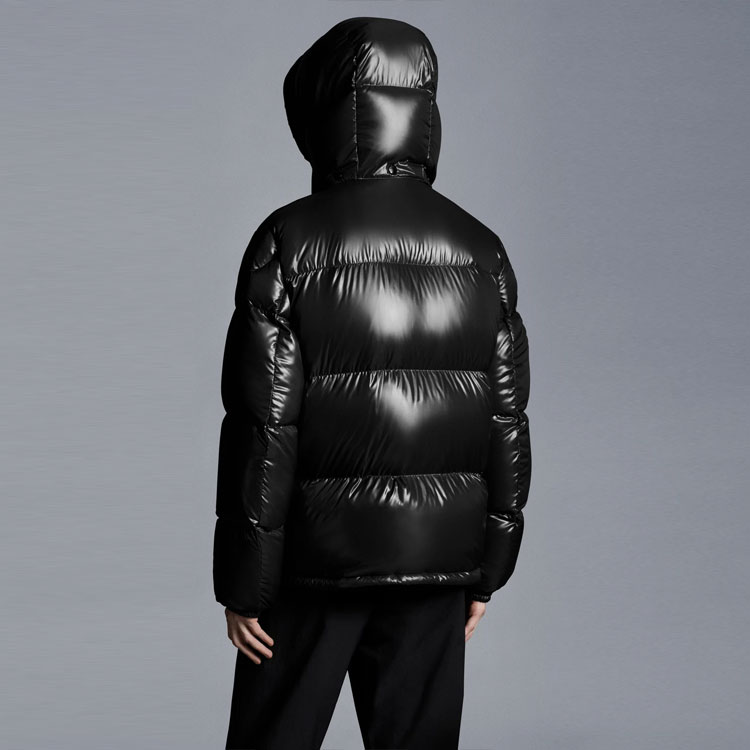 Moncler Montbeliard Glossy Nylon Hooded Short Down Jacket Unisex Black G20911A0014268950999 圖 4