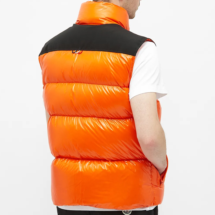 Moncler Orange Fashion Down Jacket - Stylish and Trendy Winter Coat. F20911A5720054AN2322 圖 7