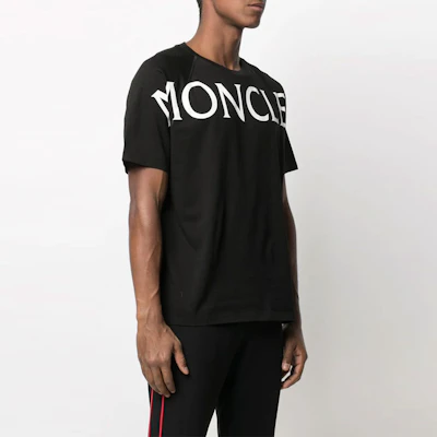 Camiseta Moncler Oversized Logo Negra SS21 G10918C7C510829H8999 Shop Camiseta Moncler Oversized Logo Negra SS21 G10918C7C510829H8999