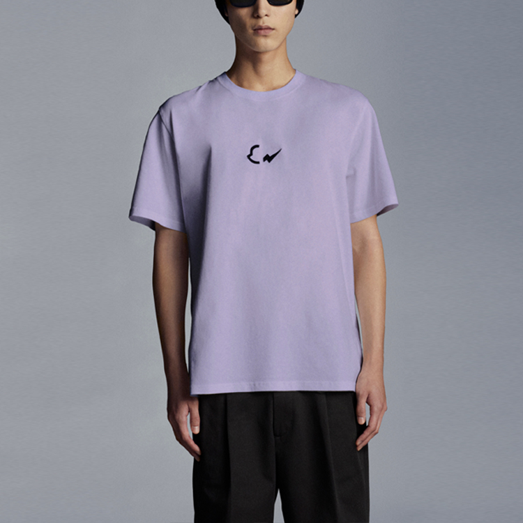 Shop Moncler Purple Short Sleeve T-Shirt with Embroidered Logo G209U8C000058392B61A