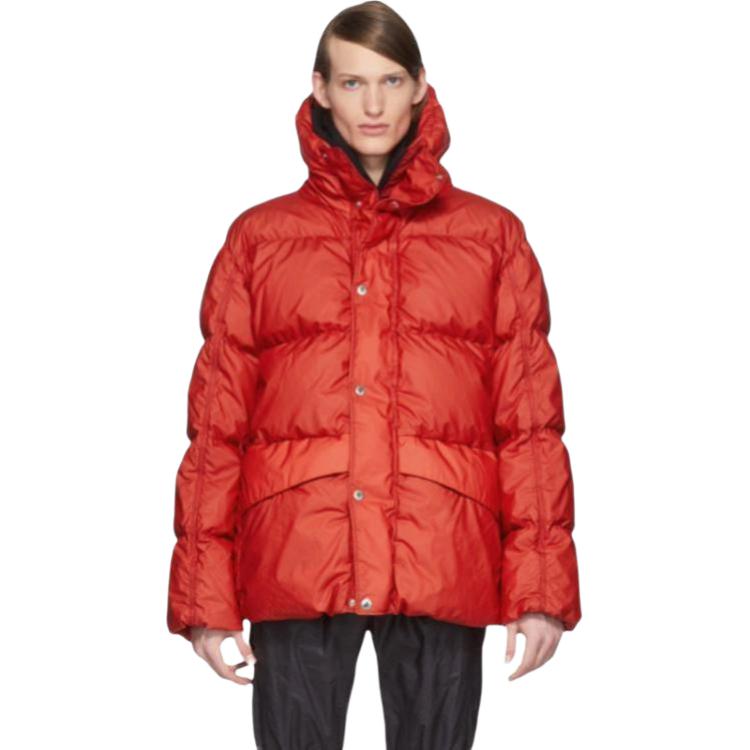 Moncler Red Hooded Down Jacket with Loose Fit and Zipper. 201171M178016