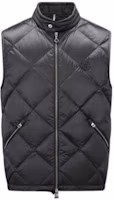 Order Moncler S23 徽章標誌絎縫羽絨背心 I10911A00055596J2920