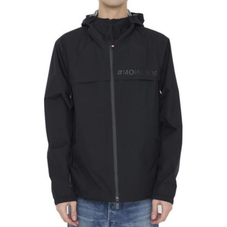 Lookbook 盟可睐 Shipton 黑色连帽拉链夹克 字母设计. J10971A0001254AL5999