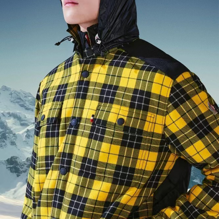 Purchase Moncler 滑雪系列黃黑格紋拼接外套 G20971A00012595H013A