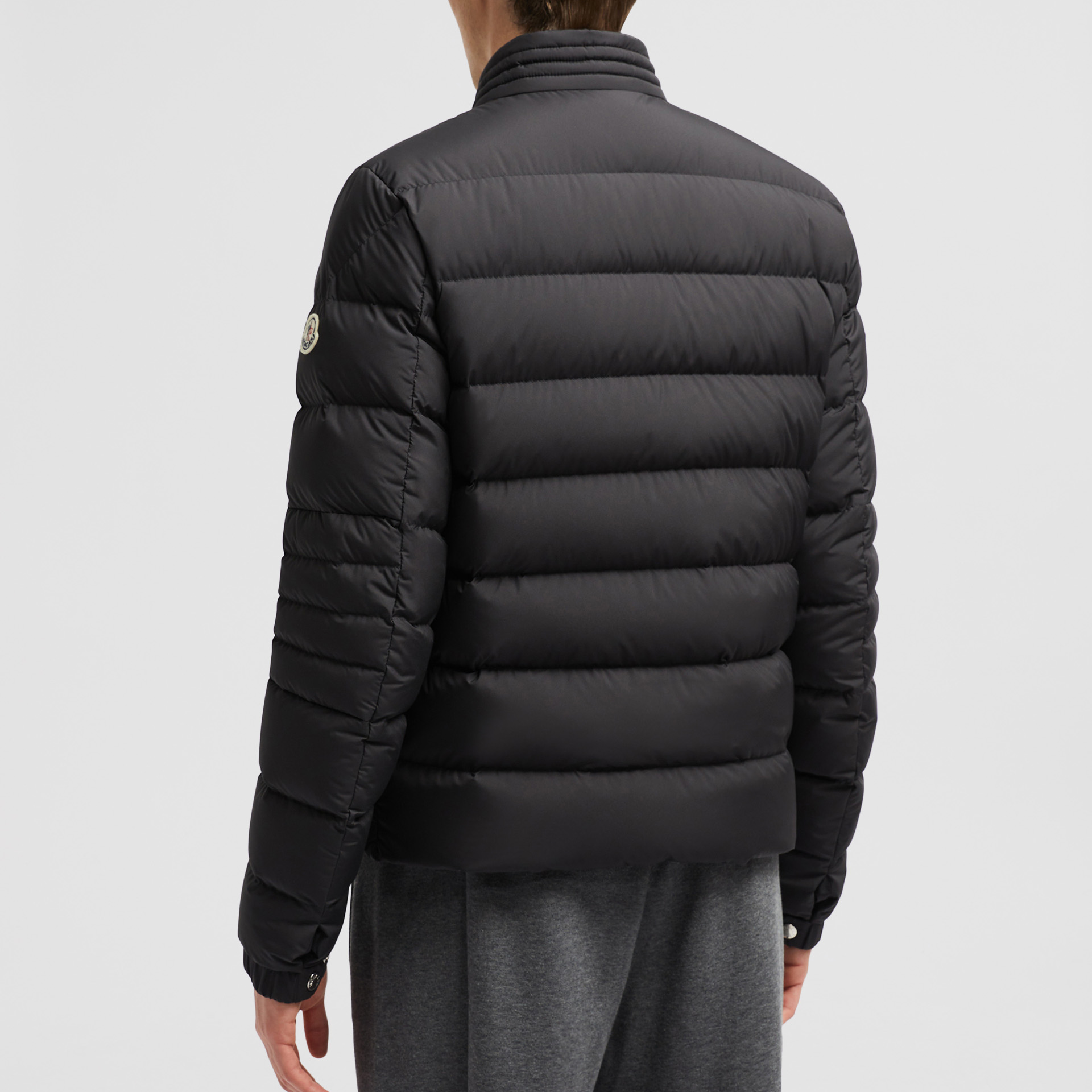 Moncler Souillet FW24 Unisex Black Down Jacket with Mandarin Collar & Zipper. J20911A0006854A81999 圖 4