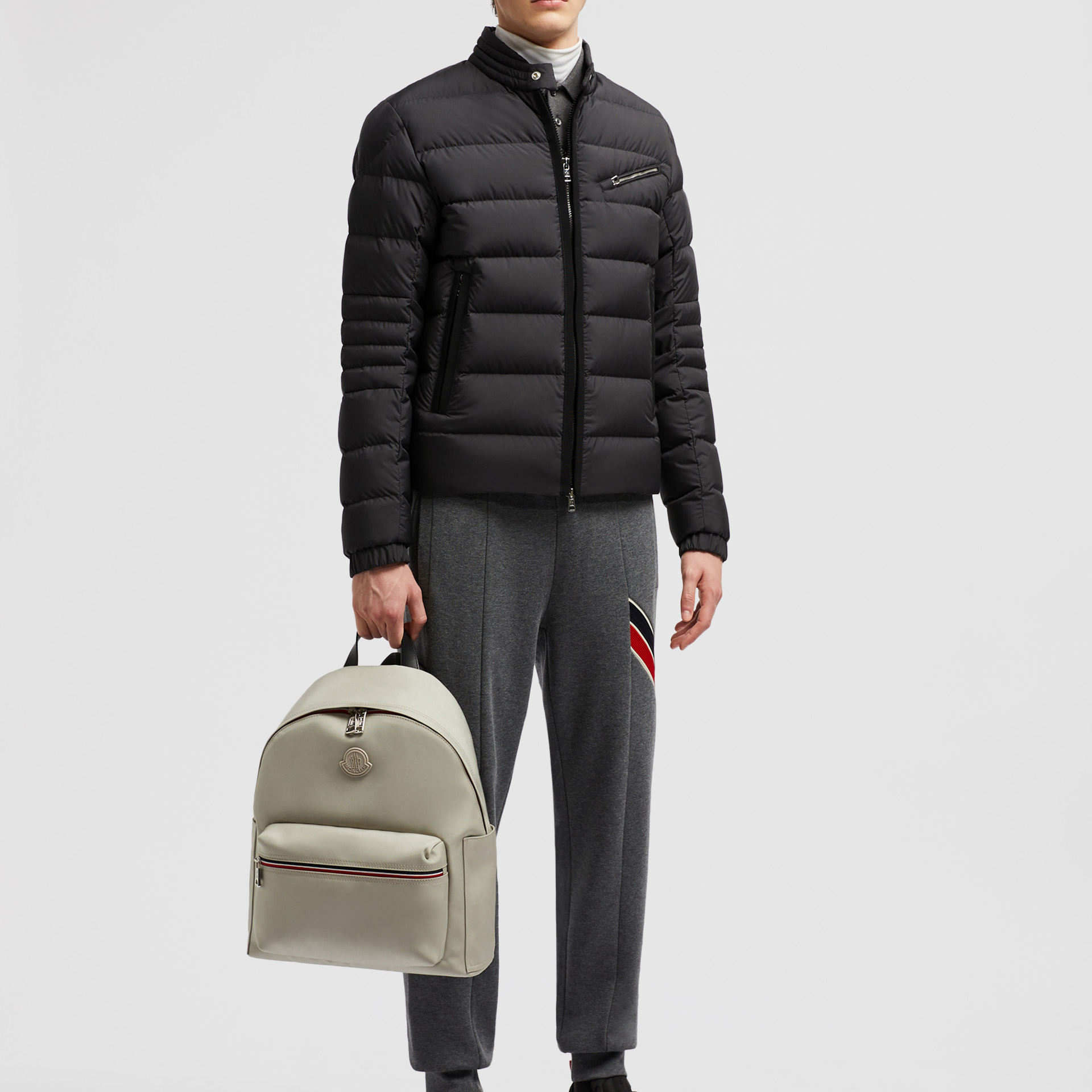 Moncler Souillet FW24 Unisex Black Down Jacket with Mandarin Collar & Zipper. J20911A0006854A81999 圖 5