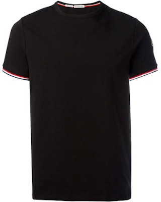 Moncler SS21 Kaos Hitam Lengan Pendek dengan Logo Patch. 802000000000000 Buy Moncler SS21 Kaos Hitam Lengan Pendek dengan Logo Patch. 802000000000000