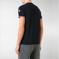 Moncler SS21 Camiseta Negra Manga Corta con Logo Patch. 801990087296999 802000000000000 Shop Moncler SS21 Camiseta Negra Manga Corta con Logo Patch. 801990087296999 802000000000000
