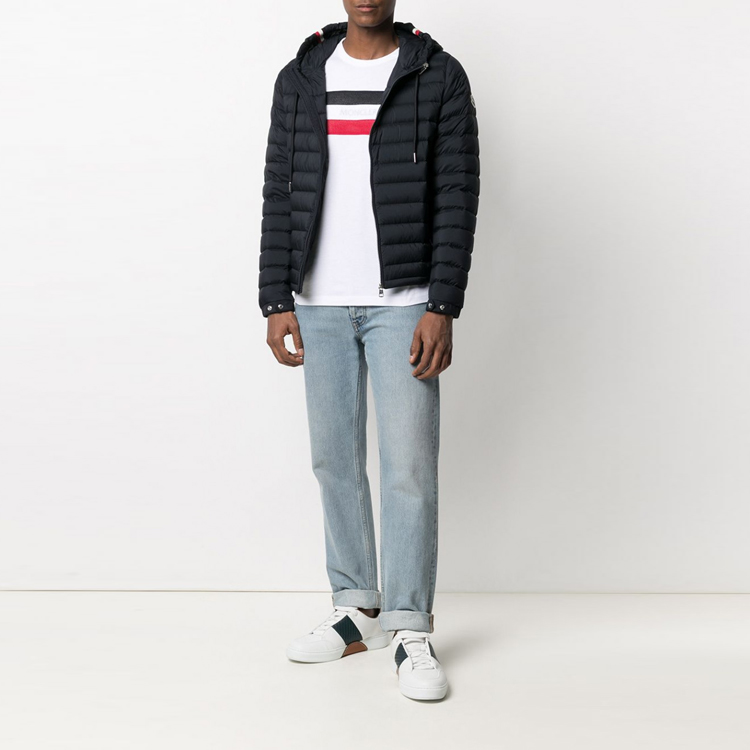 Moncler SS21 Blue Down Jacket with Logo Patch and Quilted Hood. 1A50A0053333776 圖 3