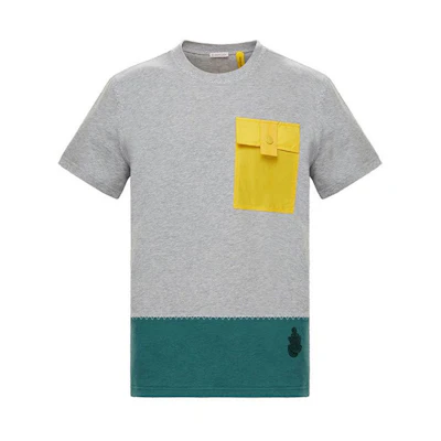 Moncler SS21 Colorblock Pocket Design Crewneck T-Shirt Grey Mens. 8C00011M1161984