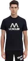 Moncler SS22 Baju Hitam Crewneck dengan Rekaan Cetakan Logo. H10918C00038829H8999 Sizing Moncler SS22 Baju Hitam Crewneck dengan Rekaan Cetakan Logo. H10918C00038829H8999