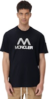 Moncler SS22 Baju Hitam Crewneck dengan Rekaan Cetakan Logo. H10918C00038829H8999 Cheap Moncler SS22 Baju Hitam Crewneck dengan Rekaan Cetakan Logo. H10918C00038829H8999