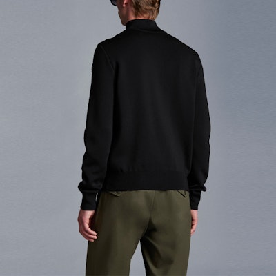 Moncler SS22 Black Puffer Jacket Winter Solid Color Zip-Up. H10919B00008V9100999 Shop Moncler SS22 Black Puffer Jacket Winter Solid Color Zip-Up. H10919B00008V9100999