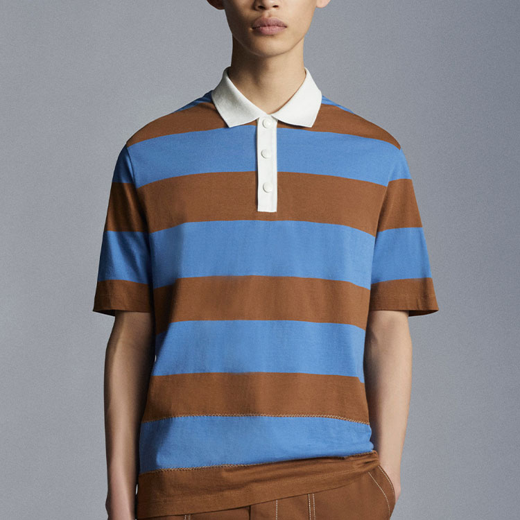 Lookbook Moncler SS22 藍色拼接條紋徽標印花短袖POLO衫 H10918A00016899NN706