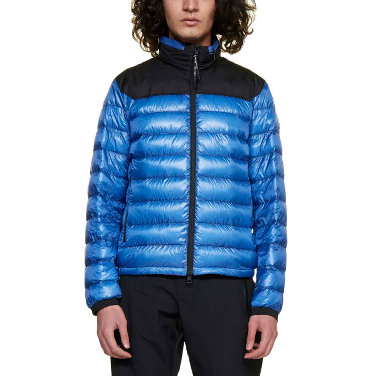 Moncler SS22  Lightweight Quilted Down Jacket Blue Winter Collection. 1A00022M1591719 圖 4