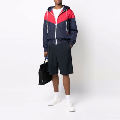 盟可睐 SS22 标志连帽拉链夹克 蓝色. H10911A0002868352764 Lookbook 盟可睐 SS22 标志连帽拉链夹克 蓝色. H10911A0002868352764