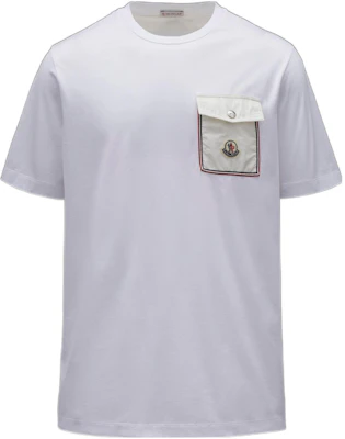 Moncler SS22 Logo Sulam T-Shirt Lengan Pendek Crew Neck dengan Poket H10918C000488390Y001 Buy Moncler SS22 Logo Sulam T-Shirt Lengan Pendek Crew Neck dengan Poket H10918C000488390Y001